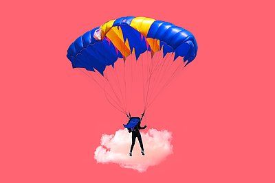 Parachute over a cloud | NFON